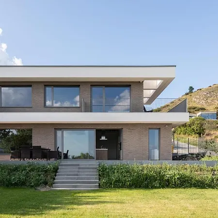 Villa From Magazine Cover Mountain Haven Family Getaway Budaörs